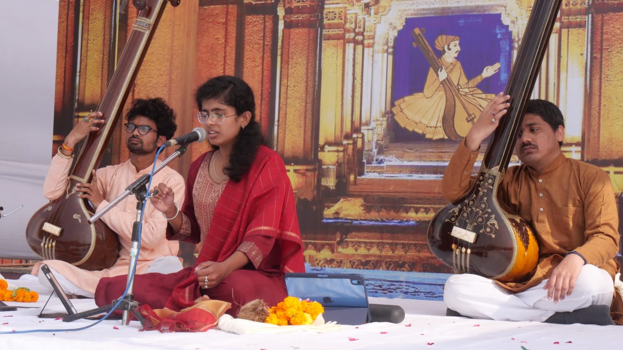 18 December (Evening)